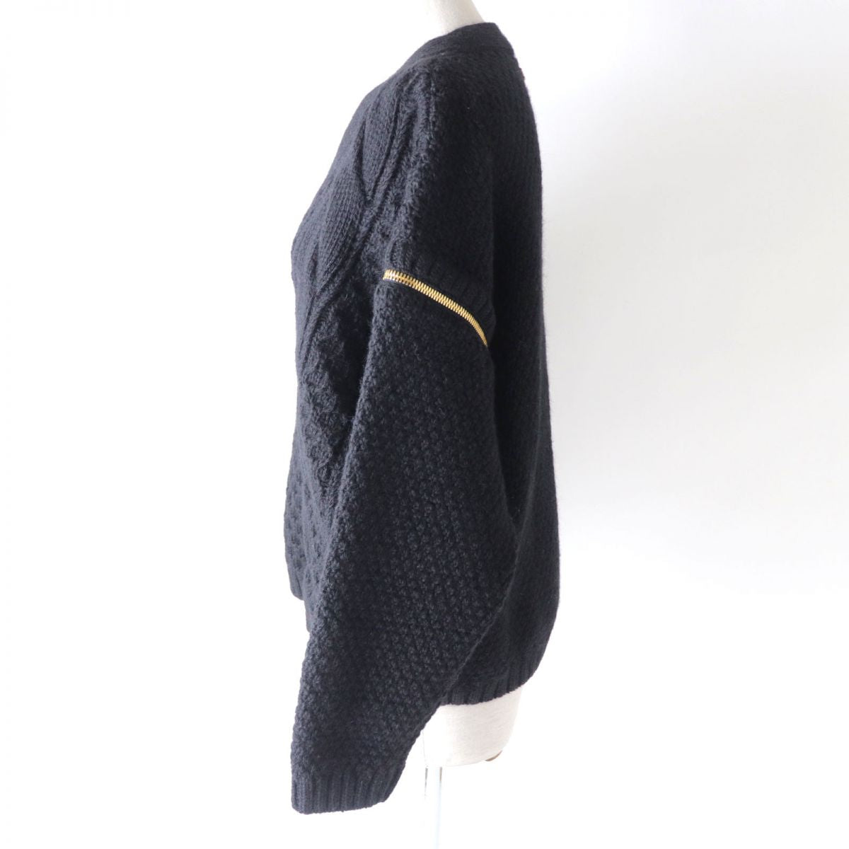 Luxury Gucci Trending 2025 Wool Detachable Sleeve Knit Sweater Black S