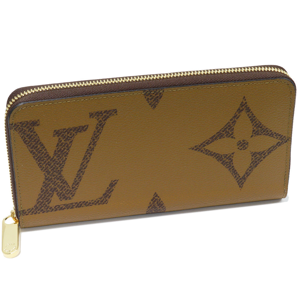 Louis Vuitton Monogram Giant Zippy Wallet