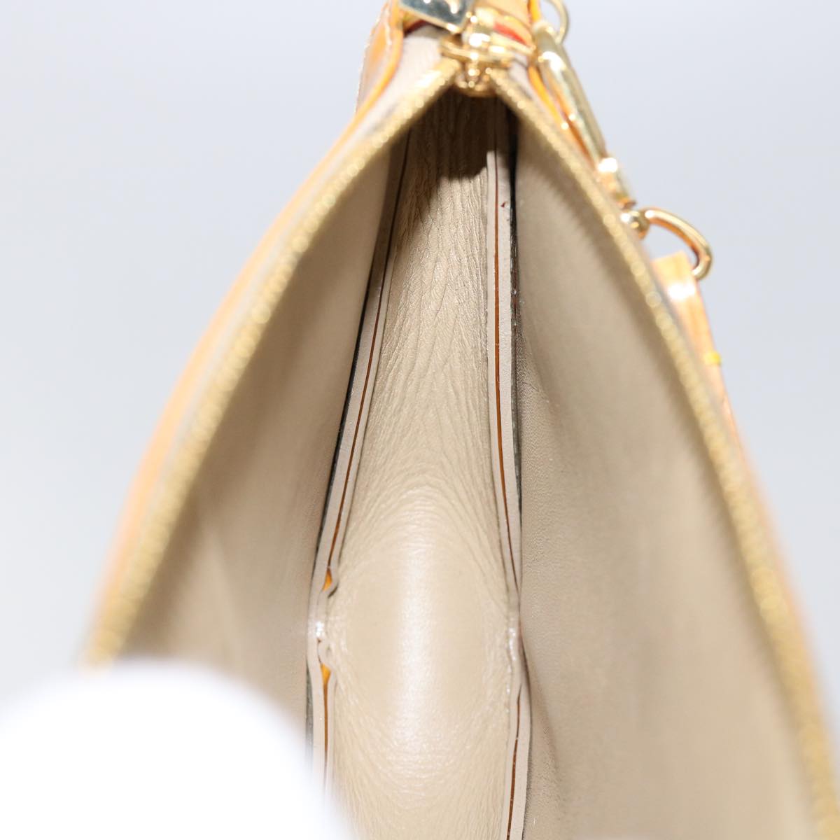 LOUIS VUITTON Monogram Vernis Lexington Accessory Pouch Beige M91010 mr072
