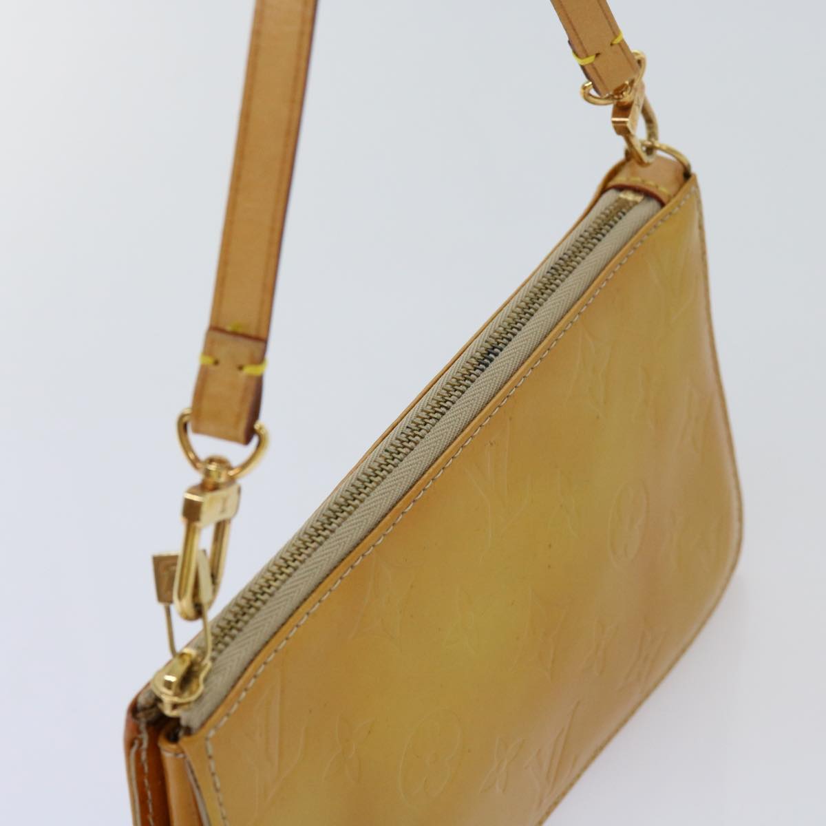 LOUIS VUITTON Monogram Vernis Lexington Accessory Pouch Beige M91010 mr072