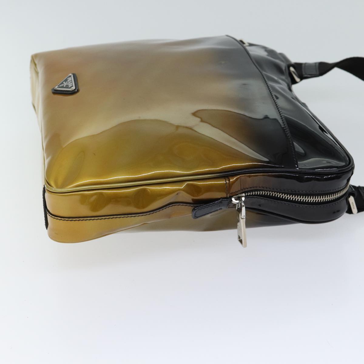 Luxury PradaShoulder Bag Patent leather Black mr104