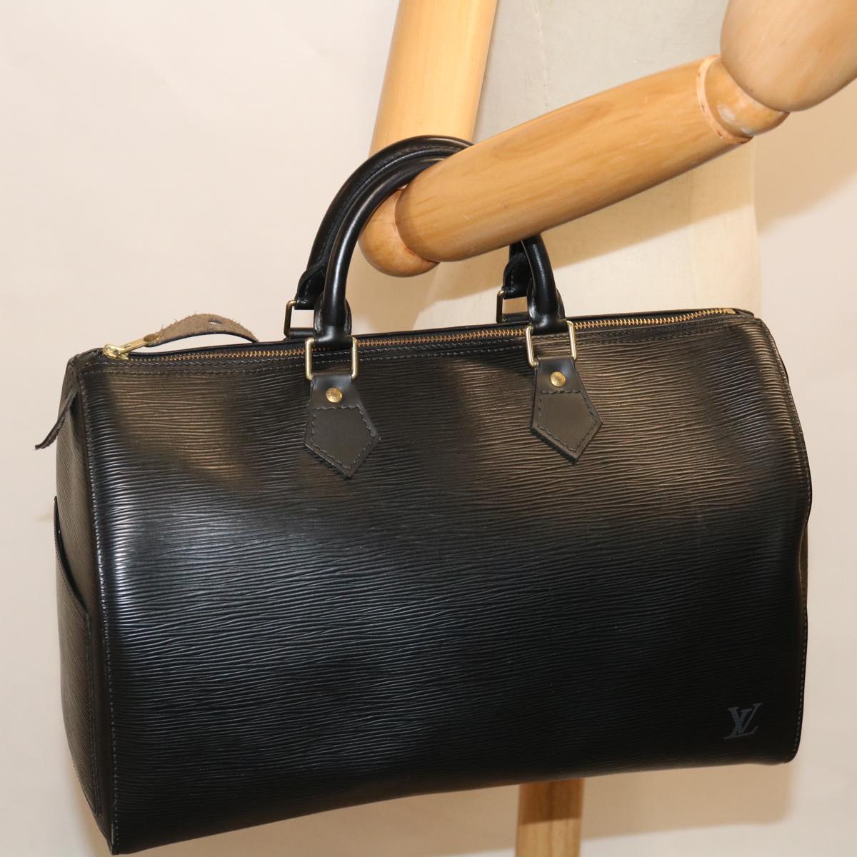 LOUIS VUITTON Epi Speedy 35 Hand Bag Black M42992 LV mr113