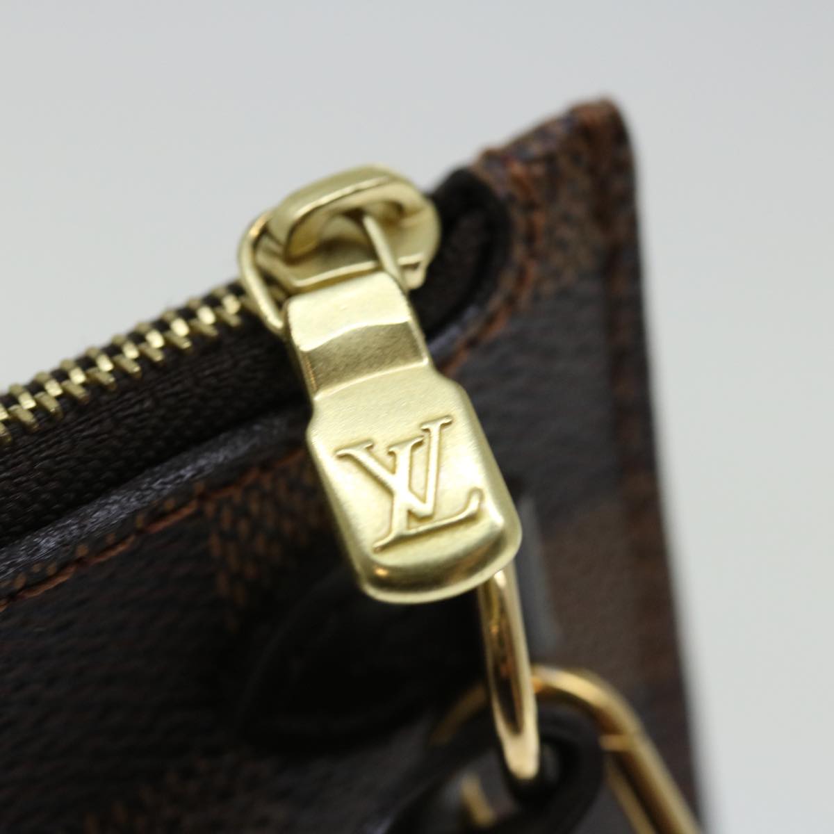 LOUIS VUITTON Damier Ebene Neverfull MM Pouch Accessory Pouch LV mr129