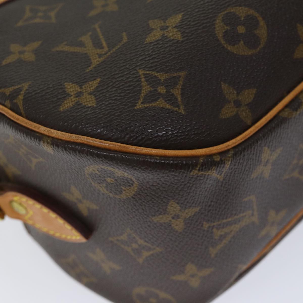 LOUIS VUITTON Monogram Blois Shoulder Bag M51221 LV mr133