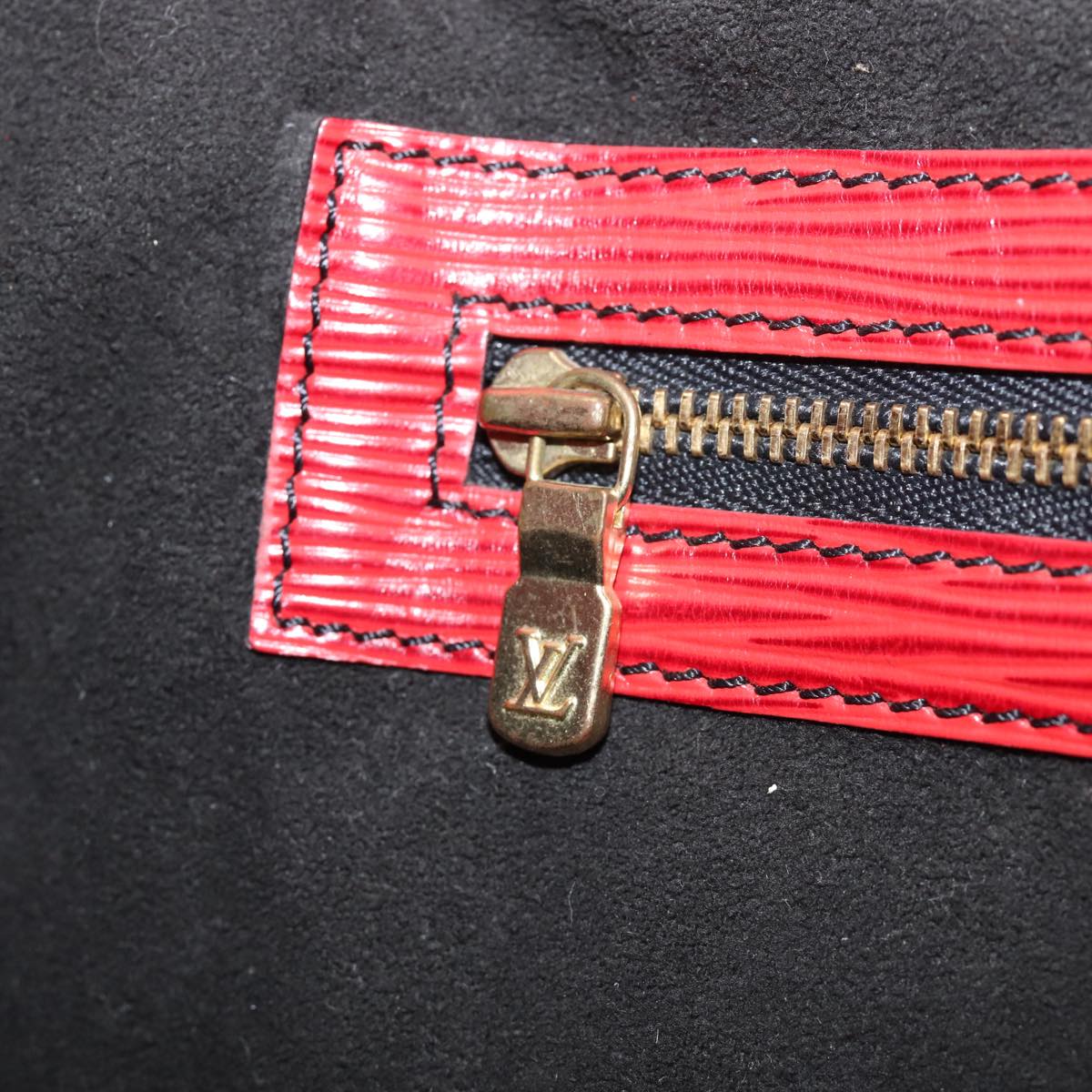LOUIS VUITTON Epi Petit Noe Shoulder Bag Red M44107 LV mr357