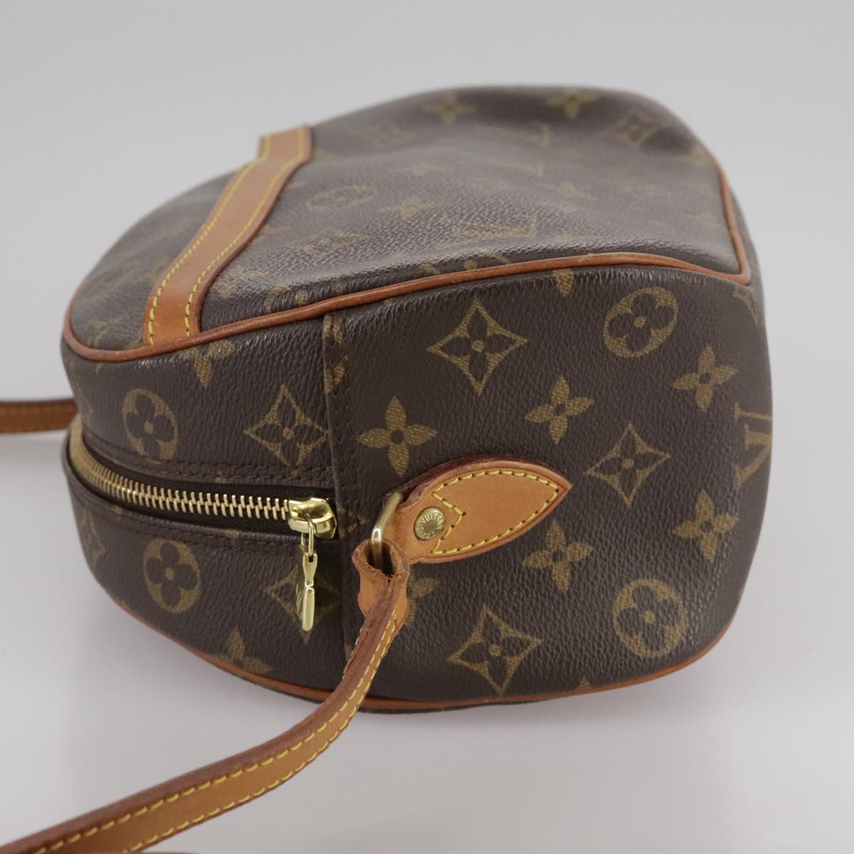 LOUIS VUITTON Monogram Blois Shoulder Bag M51221 LV mr943