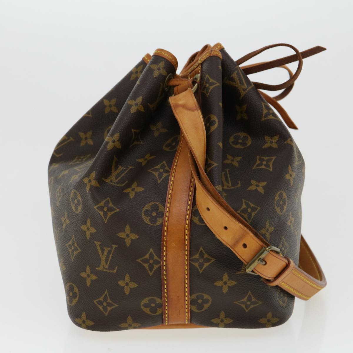 LOUIS VUITTON Monogram Petit Noe Shoulder Bag M42226 LV 35223