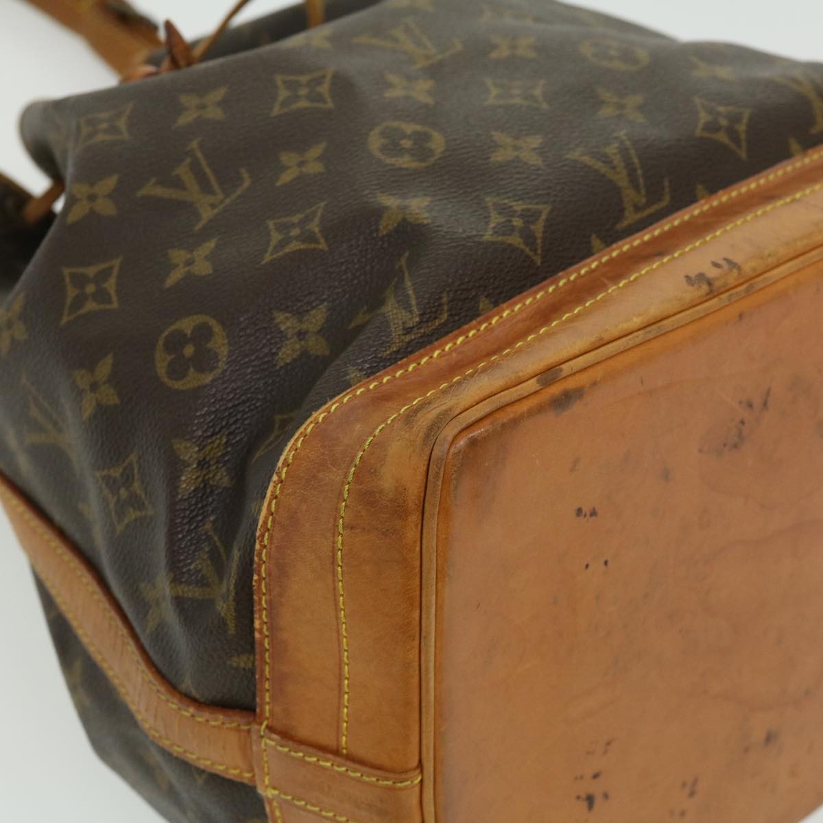 LOUIS VUITTON Monogram Noe Shoulder Bag M42224 LV 35268