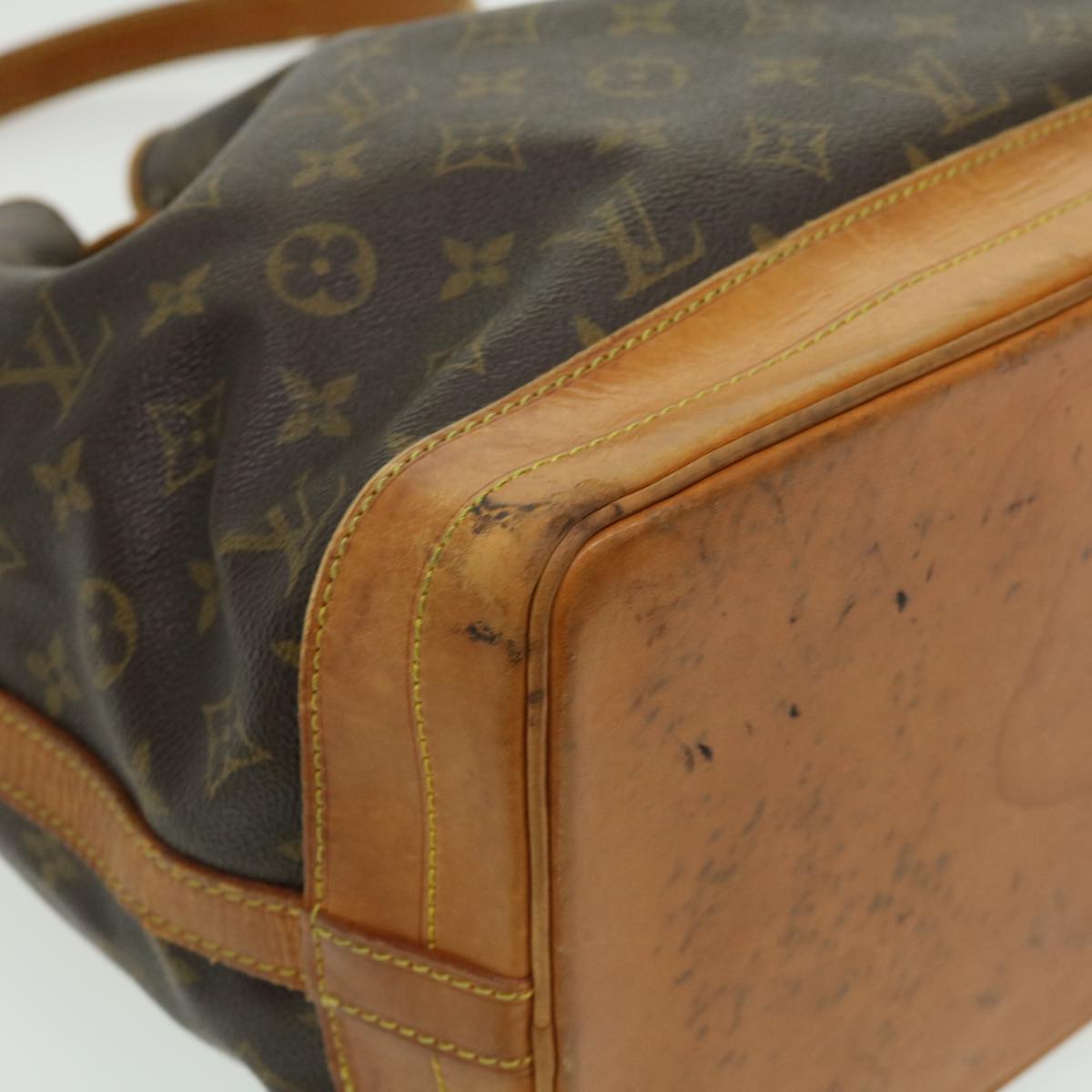 LOUIS VUITTON Monogram Noe Shoulder Bag M42224 LV 35268