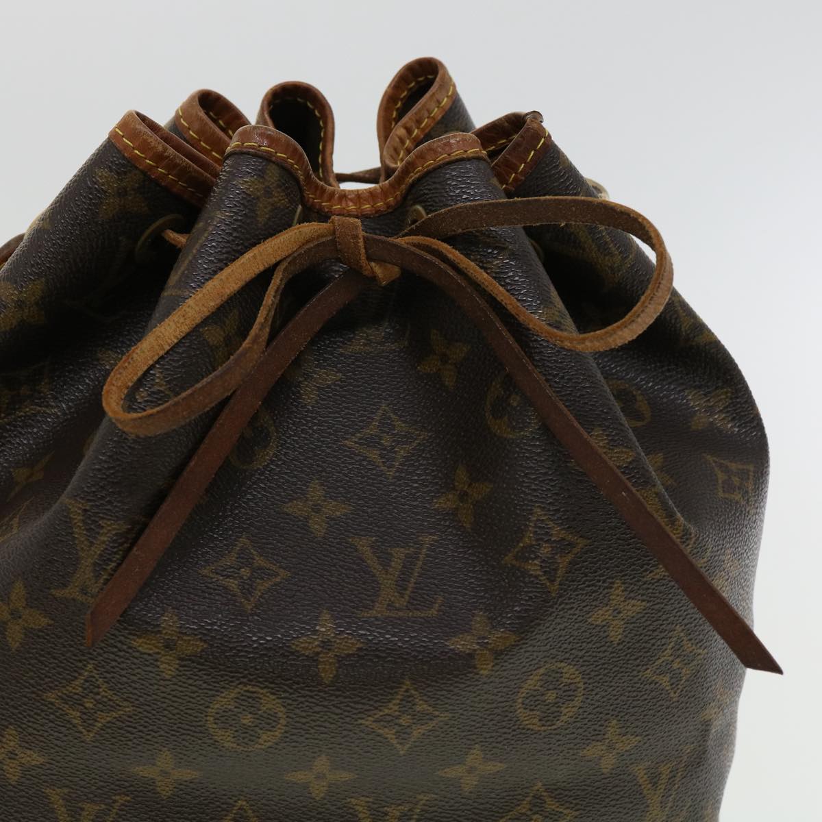 LOUIS VUITTON Monogram Petit Noe Shoulder Bag M42226 LV 34789