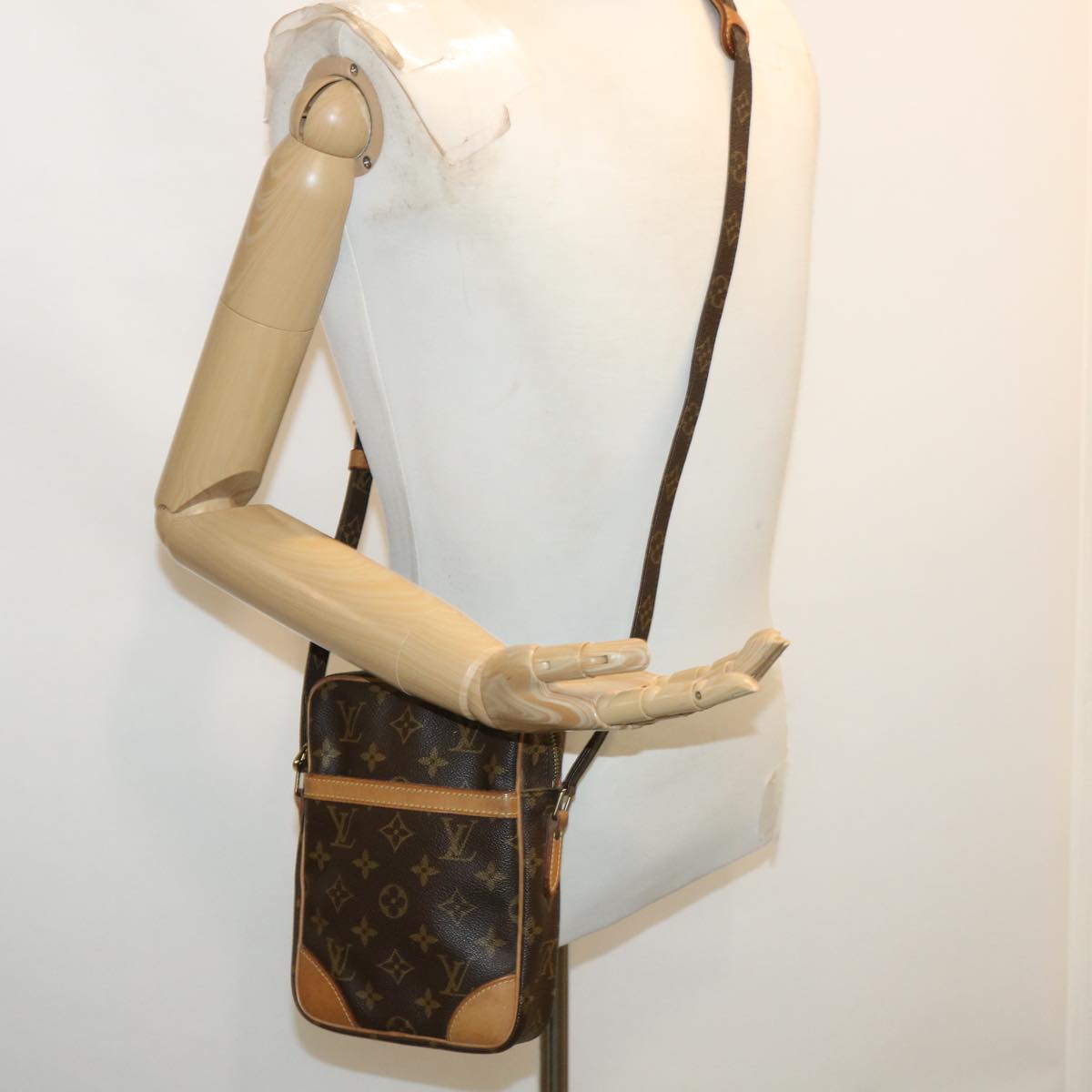 LOUIS VUITTON Monogram Danube Shoulder Bag M45266 LV ny117