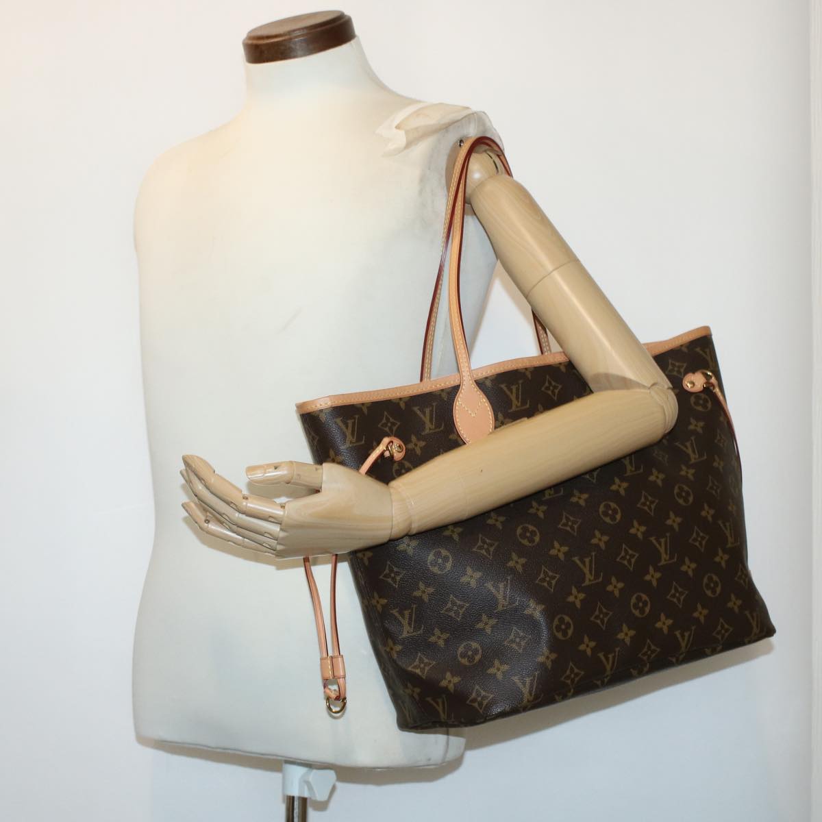 LOUIS VUITTON Monogram Neverfull MM Tote Bag M40156 LV ny252