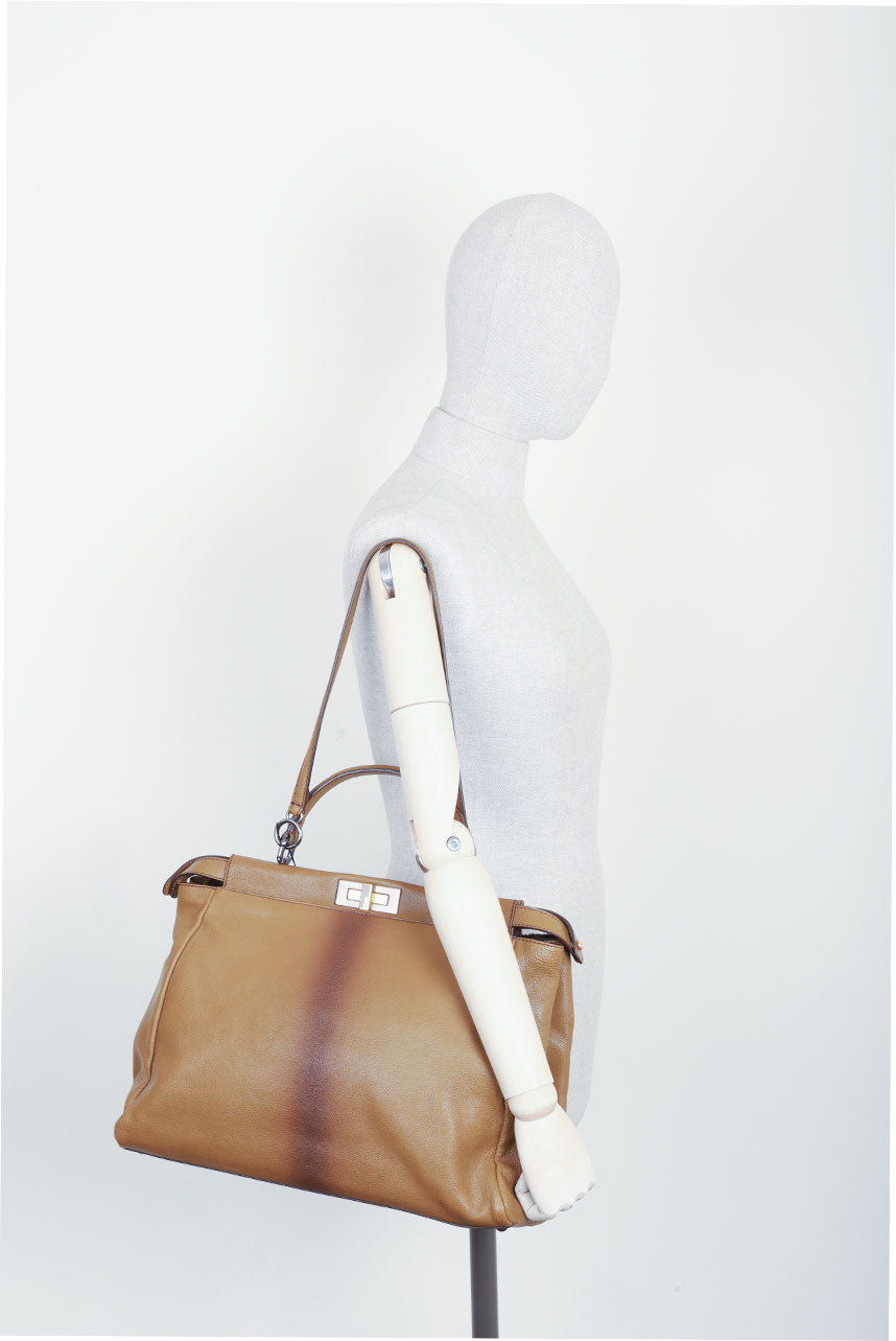 Luxury Fendi Peekabo Large Olive Green