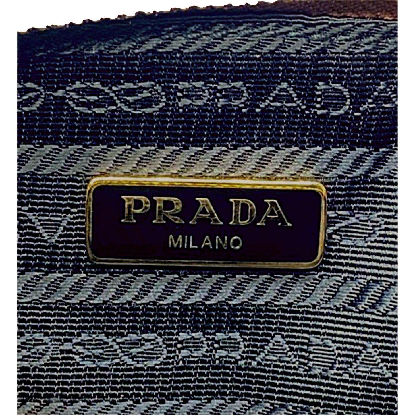 Luxury PradaVitello Daino Cannella Brown Leather Small Cosmetic Case Clutch Bag