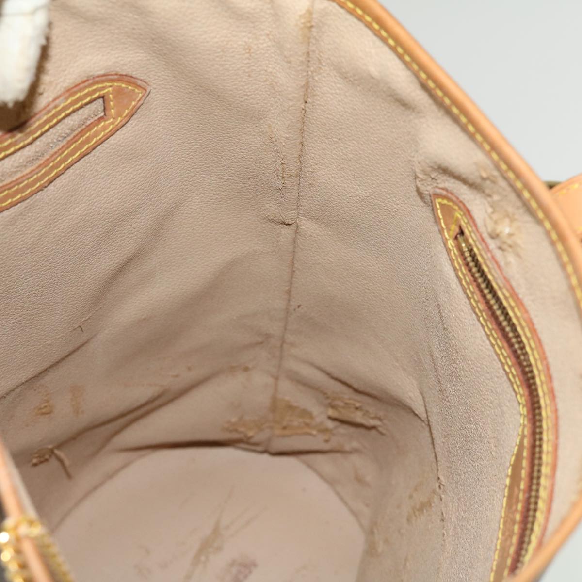 LOUIS VUITTON Monogram Bucket GM Shoulder Bag M42236 LV pt2029