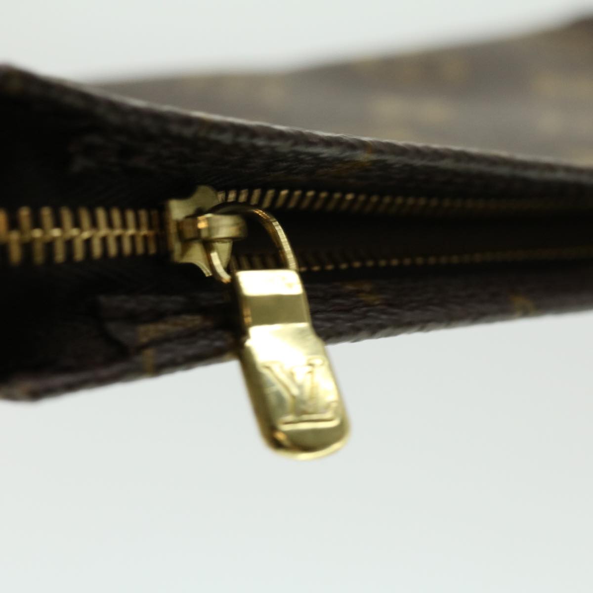 LOUIS VUITTON Monogram Bucket GM Shoulder Bag M42236 LV pt2884