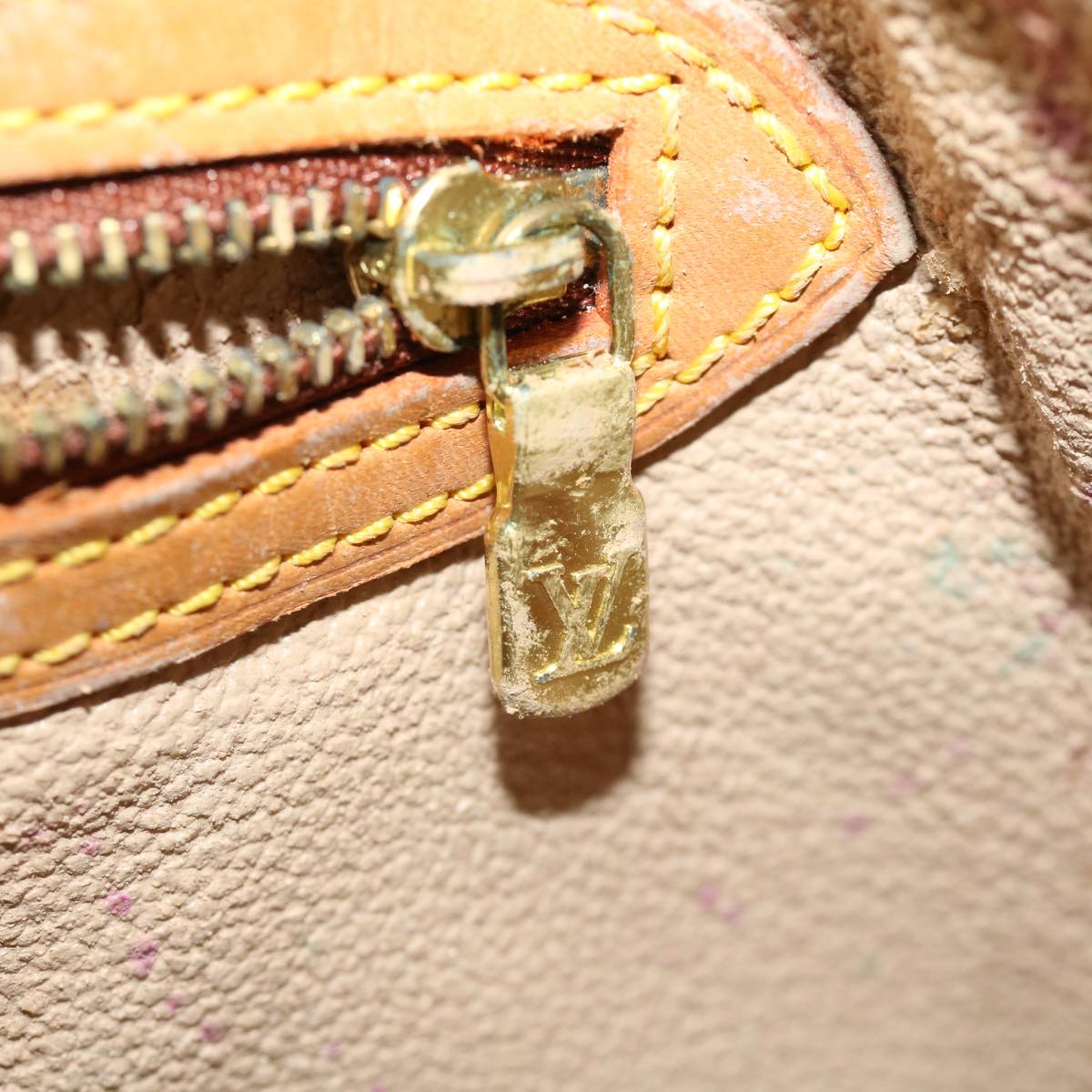 LOUIS VUITTON Monogram Bucket GM Shoulder Bag M42236 LV pt4422