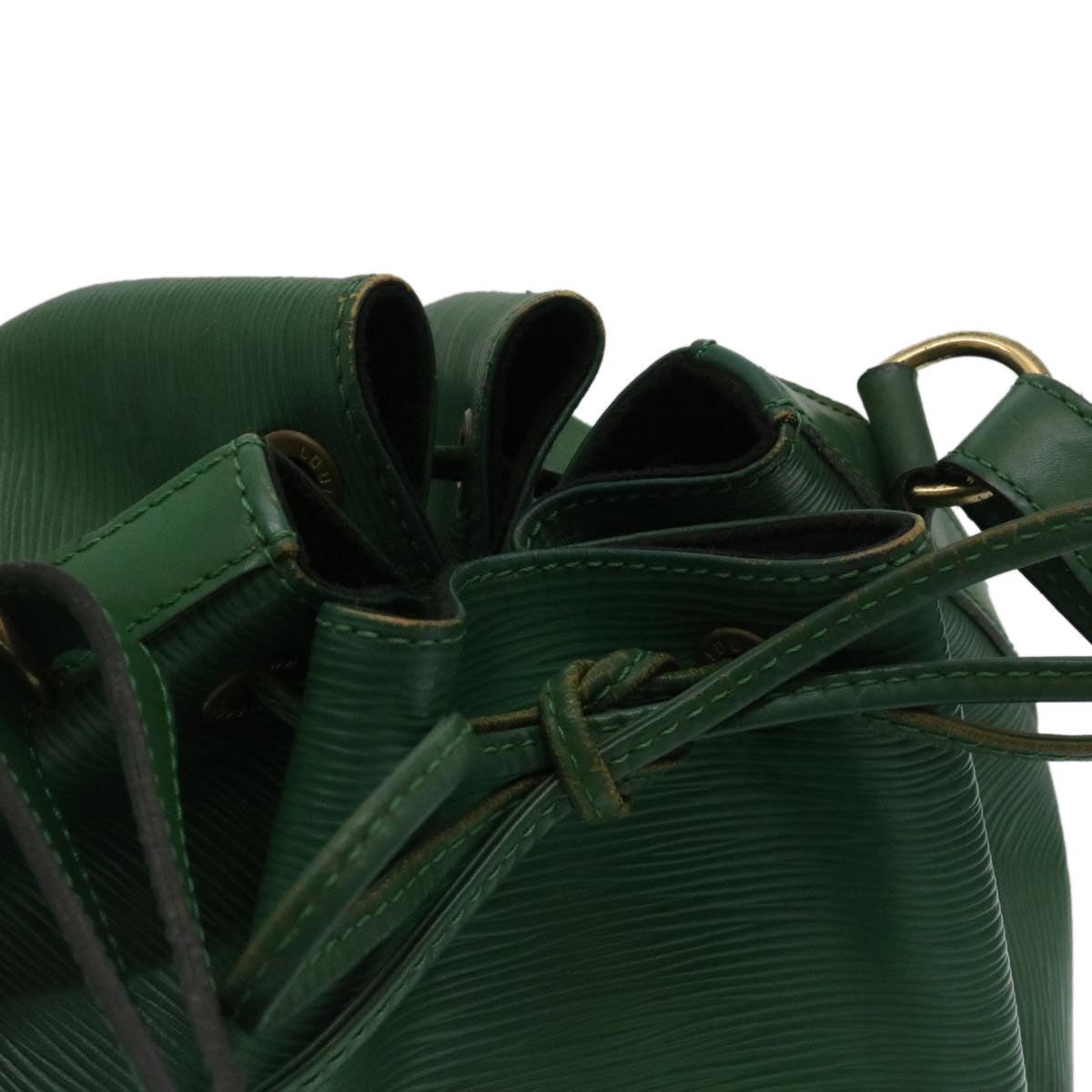 LOUIS VUITTON Epi Petit Noe Shoulder Bag Green M44104 LV pt658