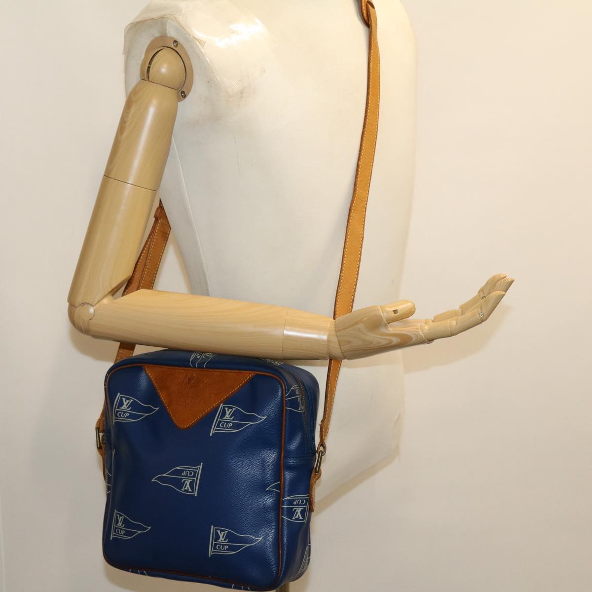 LOUIS VUITTON Cup Sac San Diego Shoulder Bag Blue M80010 LV rd2611
