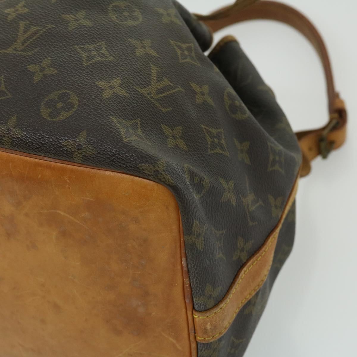 LOUIS VUITTON Monogram Petit Noe Shoulder Bag M42226 LV rd2826
