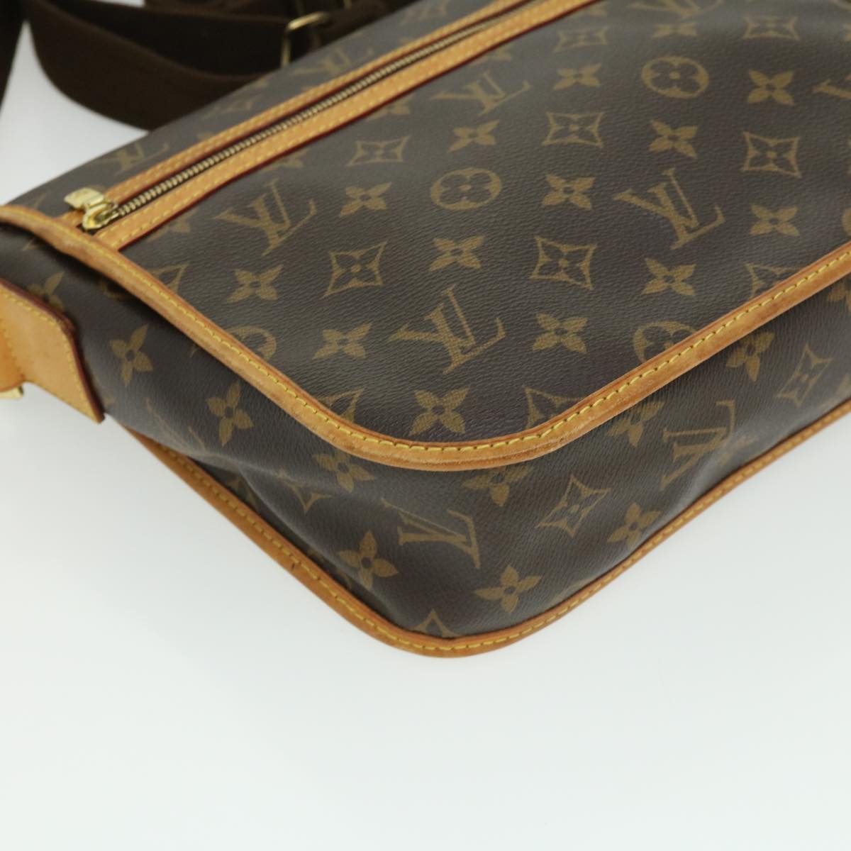 LOUIS VUITTON Monogram Messenger Bosphore PM Shoulder Bag M40106 LV rd3016