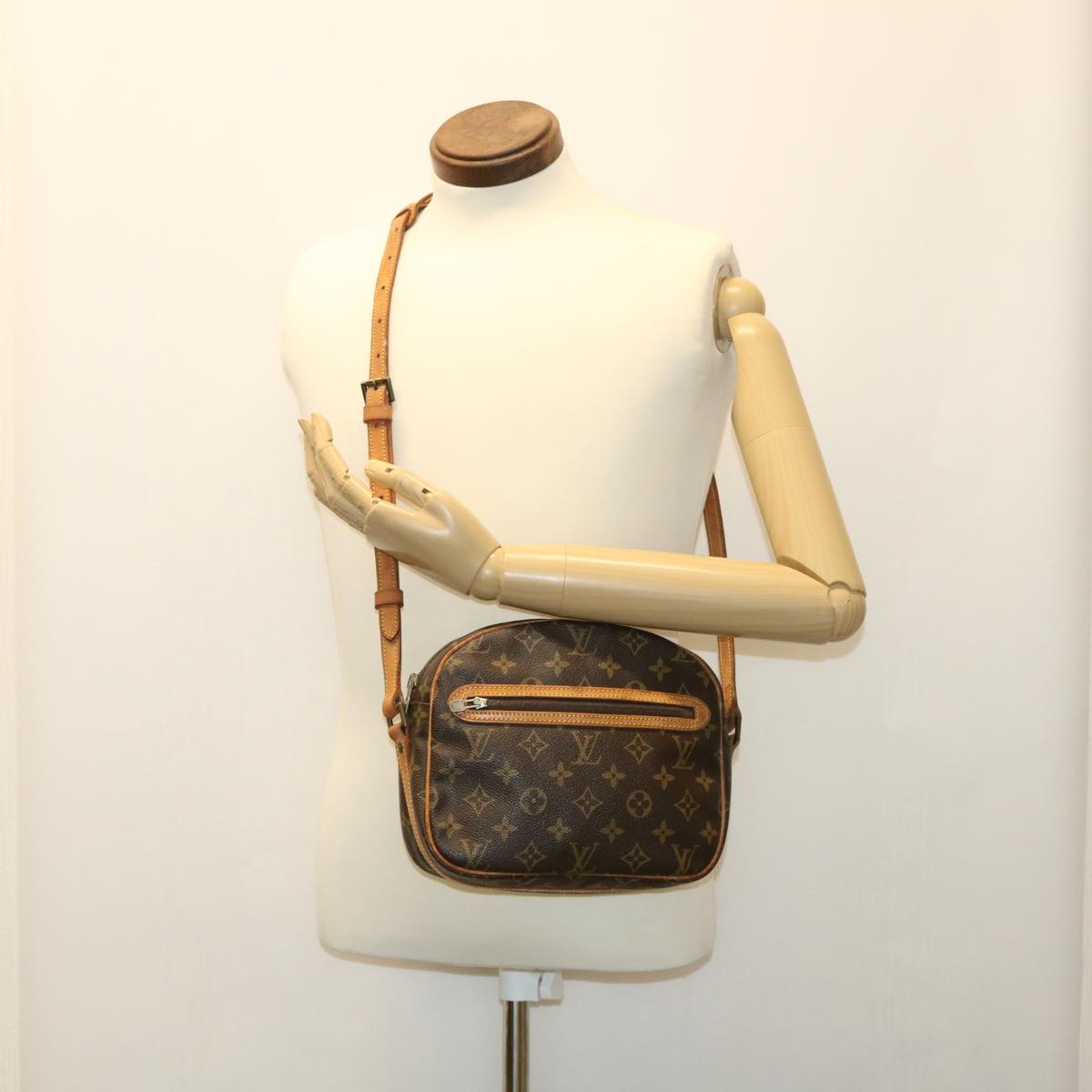 LOUIS VUITTON Monogram Senlis Shoulder Bag M51222 LV rd3873