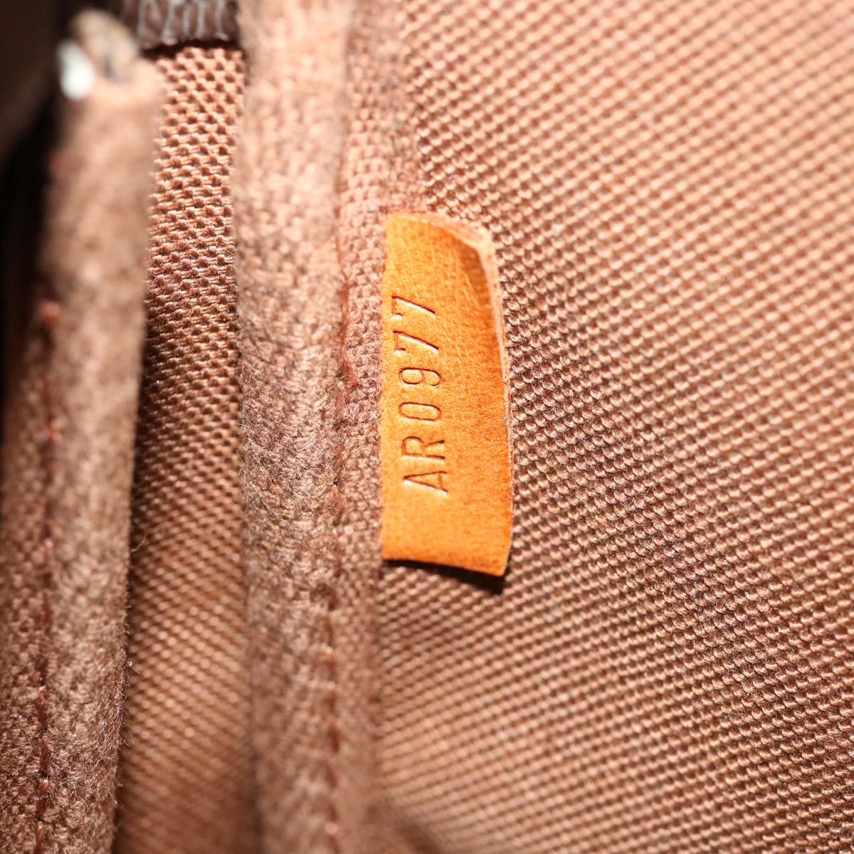 LOUIS VUITTON Monogram Pochette Accessoires Pouch M51980 LV rd3923