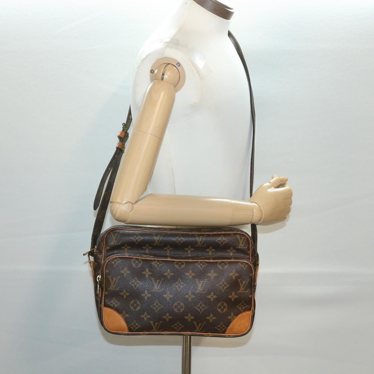 LOUIS VUITTON Monogram Nile Shoulder Bag M45244 LV rd4231