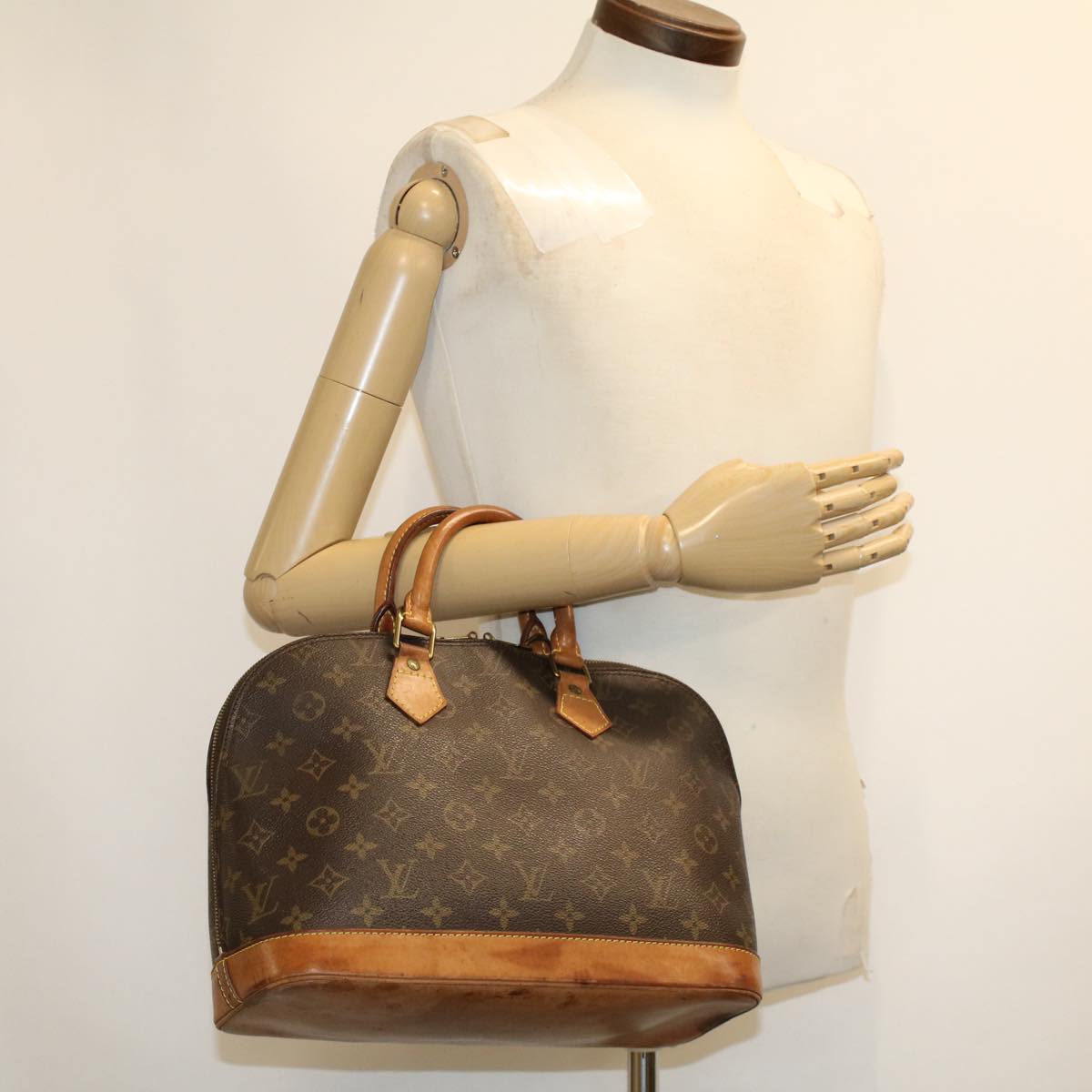 LOUIS VUITTON Monogram Alma Hand Bag M51130 LV rd5272