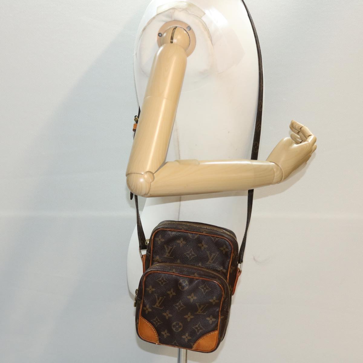 LOUIS VUITTON Monogram Amazon Shoulder Bag M45236 LV rd5279