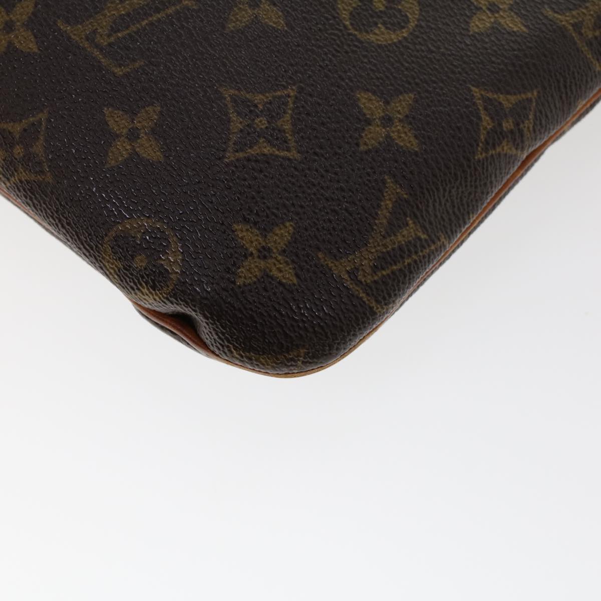 LOUIS VUITTON Monogram Pochette Bosphore Shoulder Bag M40044 LV rd5299
