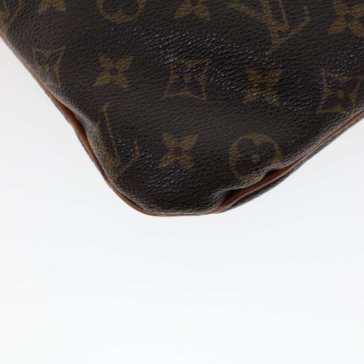 LOUIS VUITTON Monogram Pochette Bosphore Shoulder Bag M40044 LV rd5299