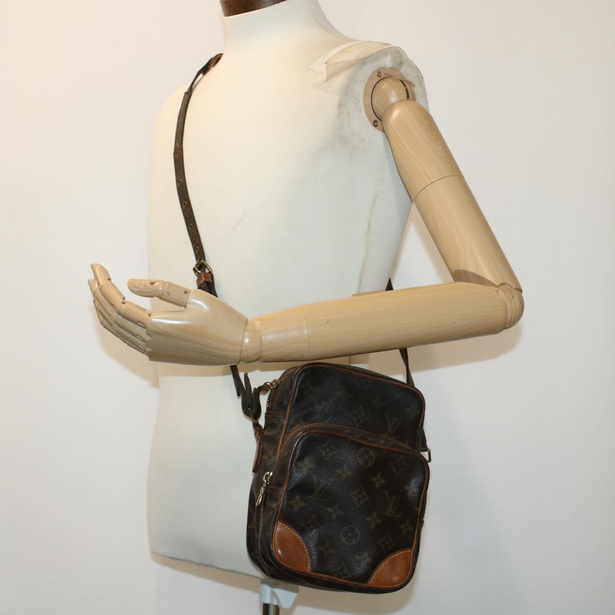 LOUIS VUITTON Monogram Amazon Shoulder Bag M45236 LV rd5310