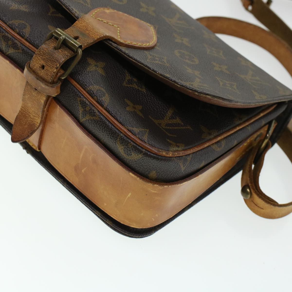 LOUIS VUITTON Monogram Cartouchiere MM Shoulder Bag M51253 LV rd5322