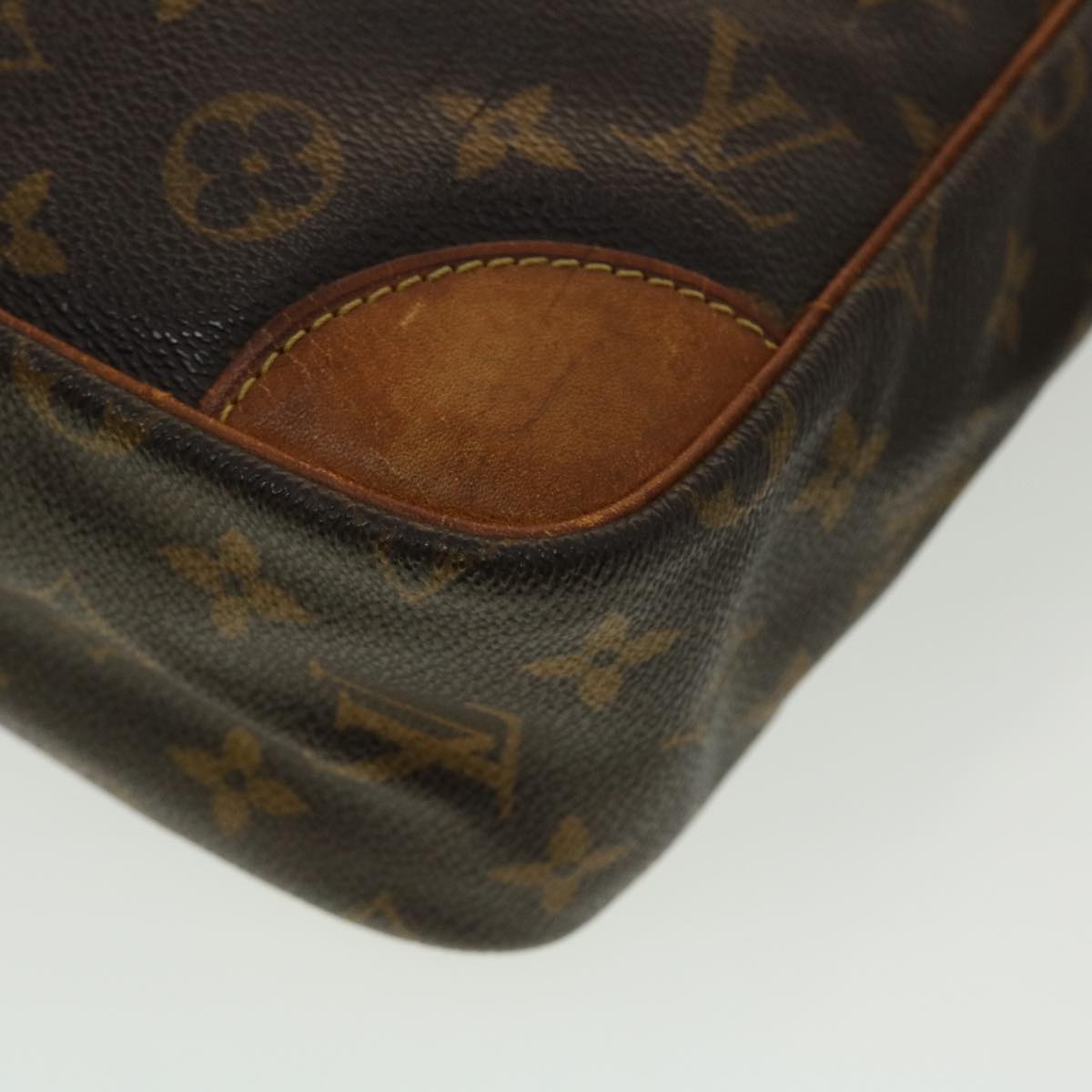 LOUIS VUITTON Monogram Danube MM Shoulder Bag M45264 LV rd5326