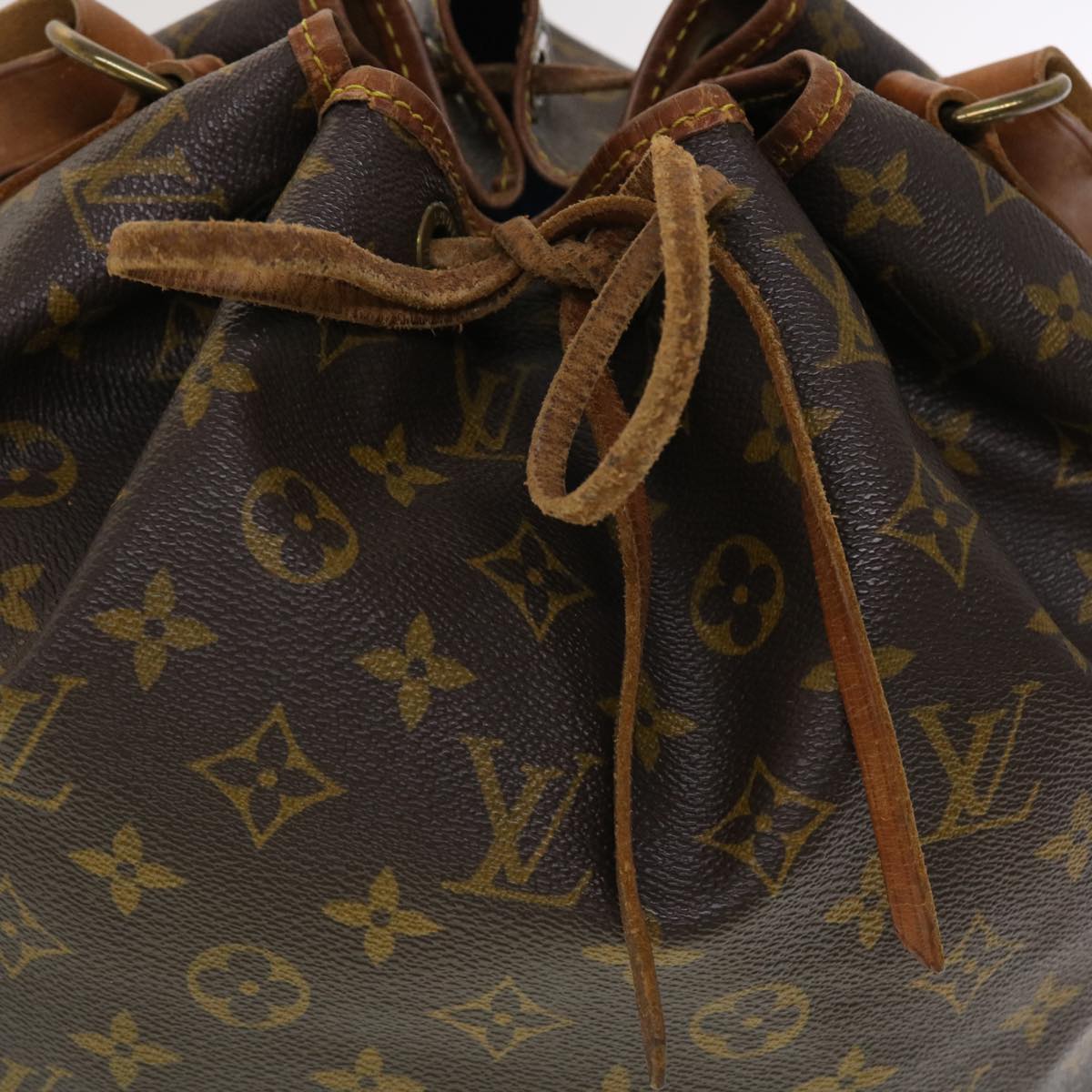 LOUIS VUITTON Monogram Petit Noe Shoulder Bag M42226 LV rd5333