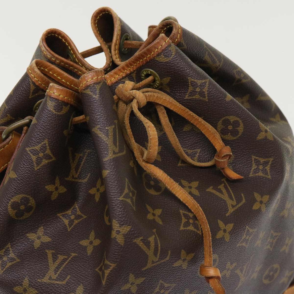 LOUIS VUITTON Monogram Noe Shoulder Bag M42224 LV rd5375