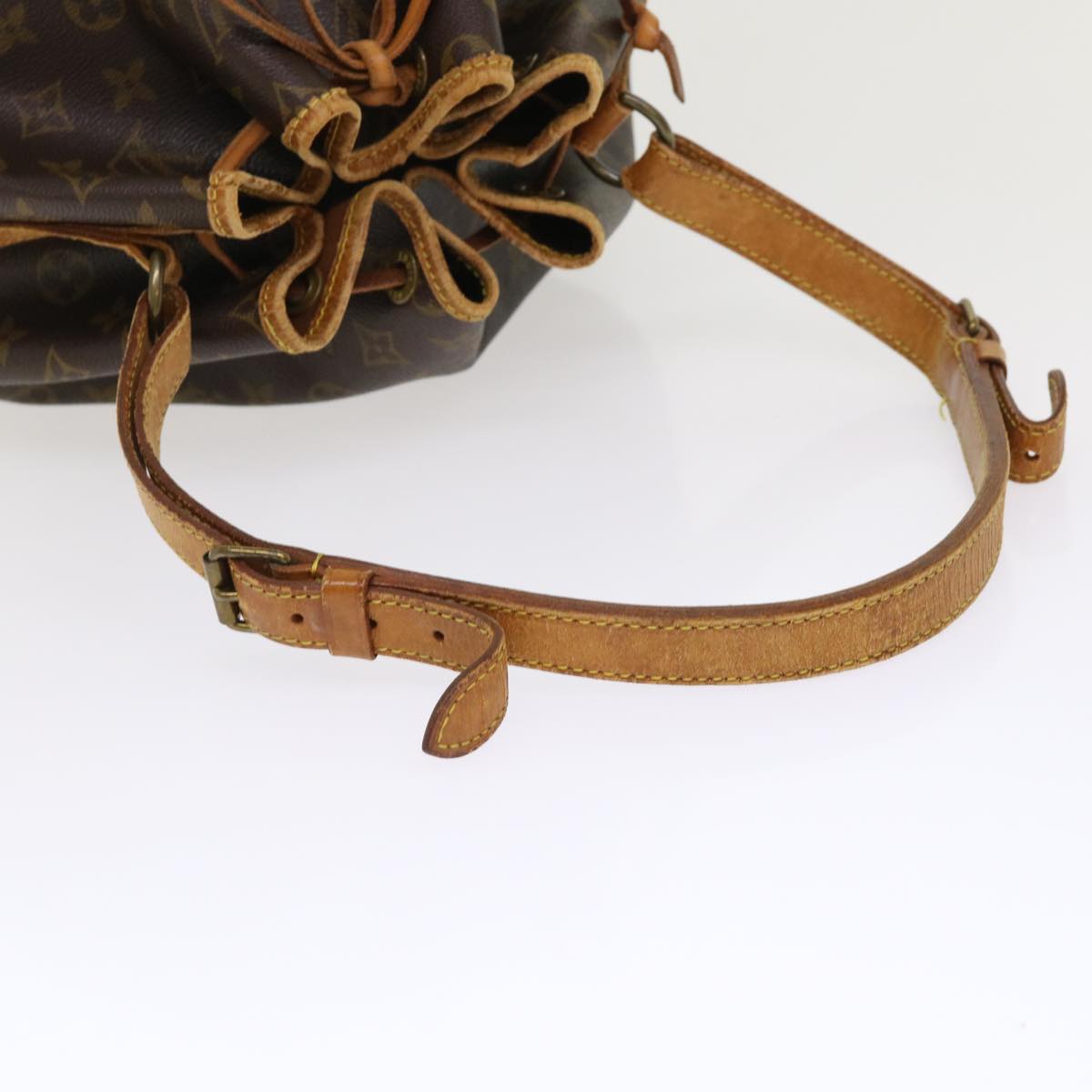 LOUIS VUITTON Monogram Noe Shoulder Bag M42224 LV rd5386