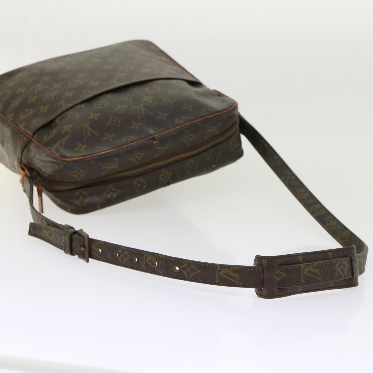 LOUIS VUITTON Monogram Marceau Shoulder Bag Vintage M40264 LV rd5396