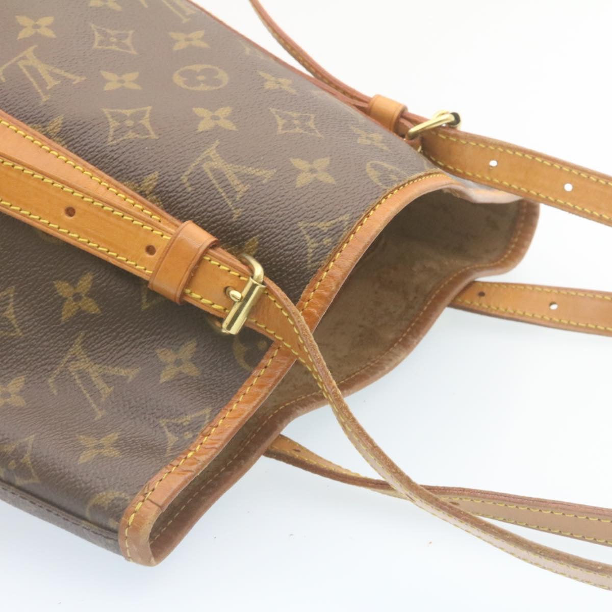 LOUIS VUITTON Monogram Bucket GM Shoulder Bag bs465 LV ro238