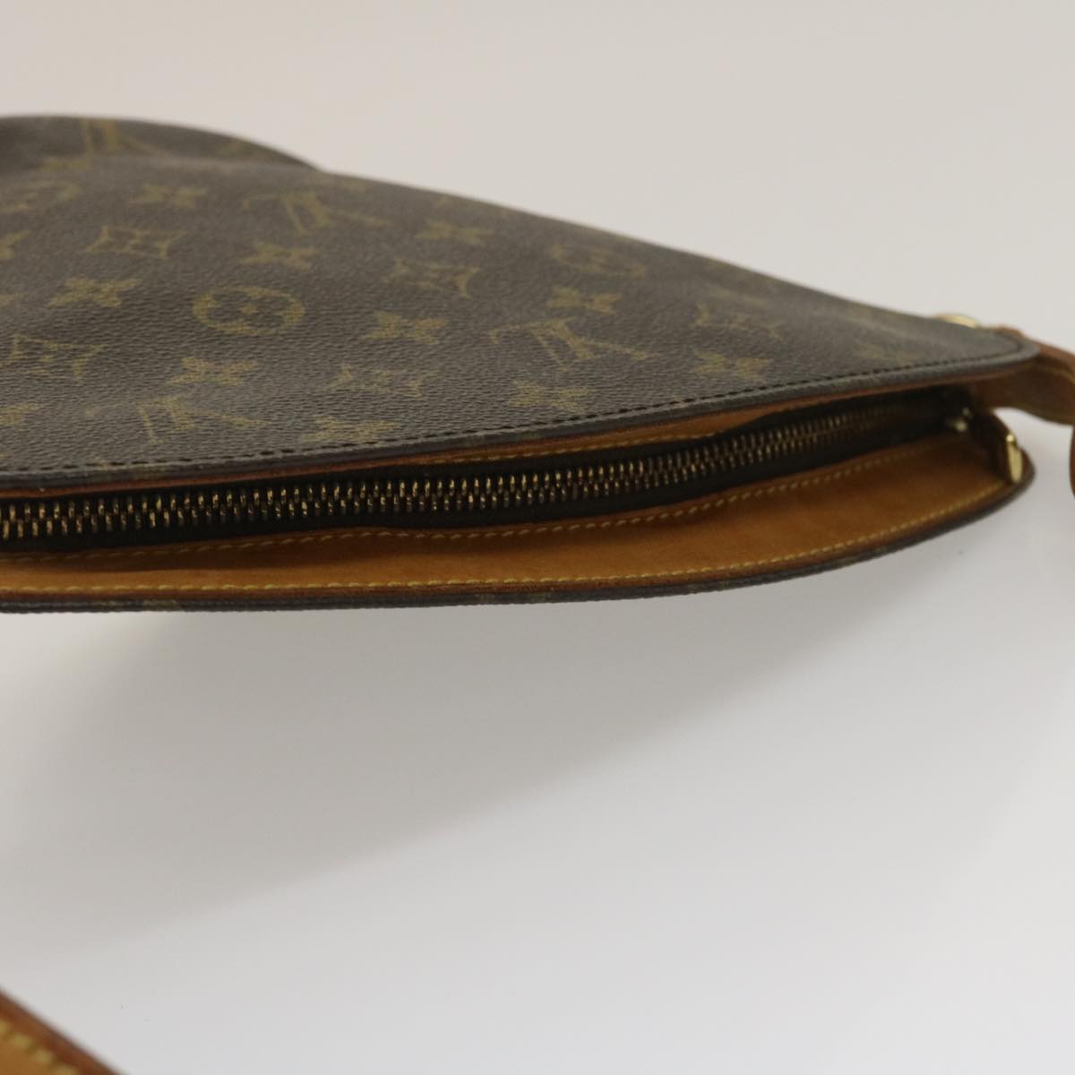 LOUIS VUITTON Monogram Drouot Shoulder Bag M51290 LV ro281