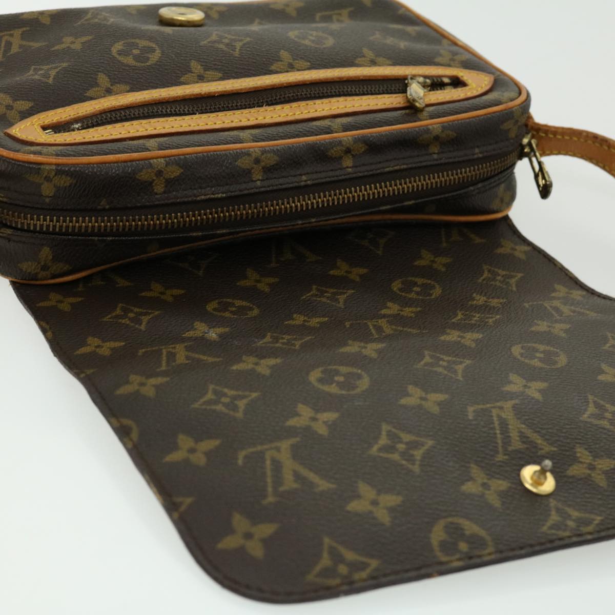 LOUIS VUITTON Monogram Saint Germain 24 Shoulder Bag M51210 LV ro378