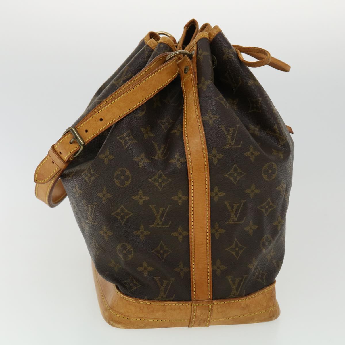 LOUIS VUITTON Monogram Noe Shoulder Bag M42224 LV ro444