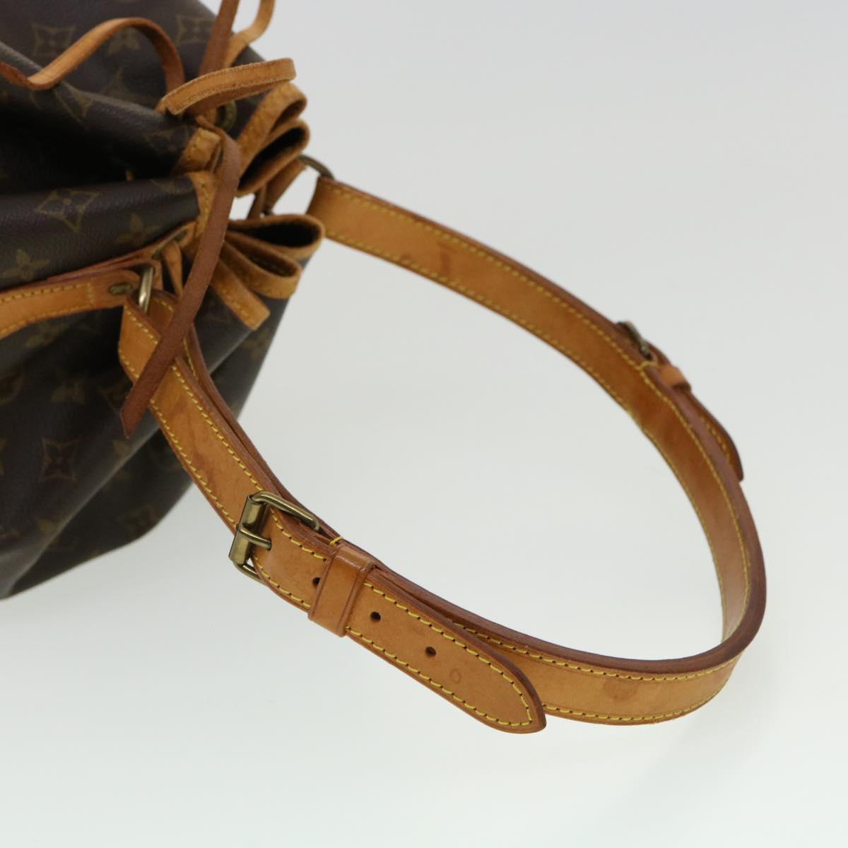 LOUIS VUITTON Monogram Noe Shoulder Bag M42224 LV ro444