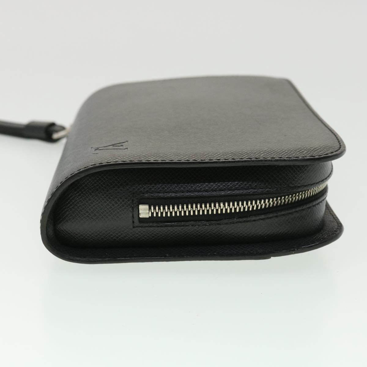LOUIS VUITTON Taiga Baikal Clutch Bag Epicea M30184 LV ro625