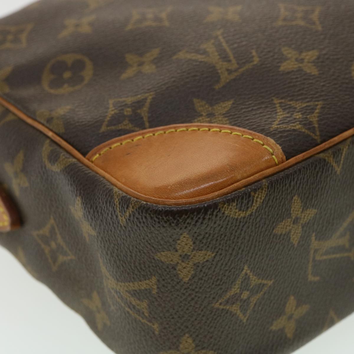 LOUIS VUITTON Monogram Trocadero 30 Shoulder Bag M51272 LV ro644