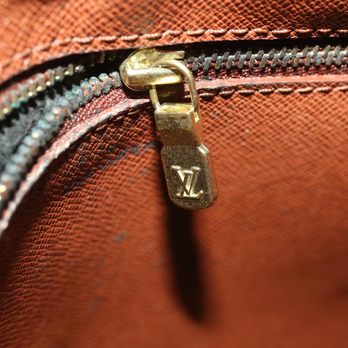 LOUIS VUITTON Monogram Trocadero 30 Shoulder Bag M51272 LV ro644