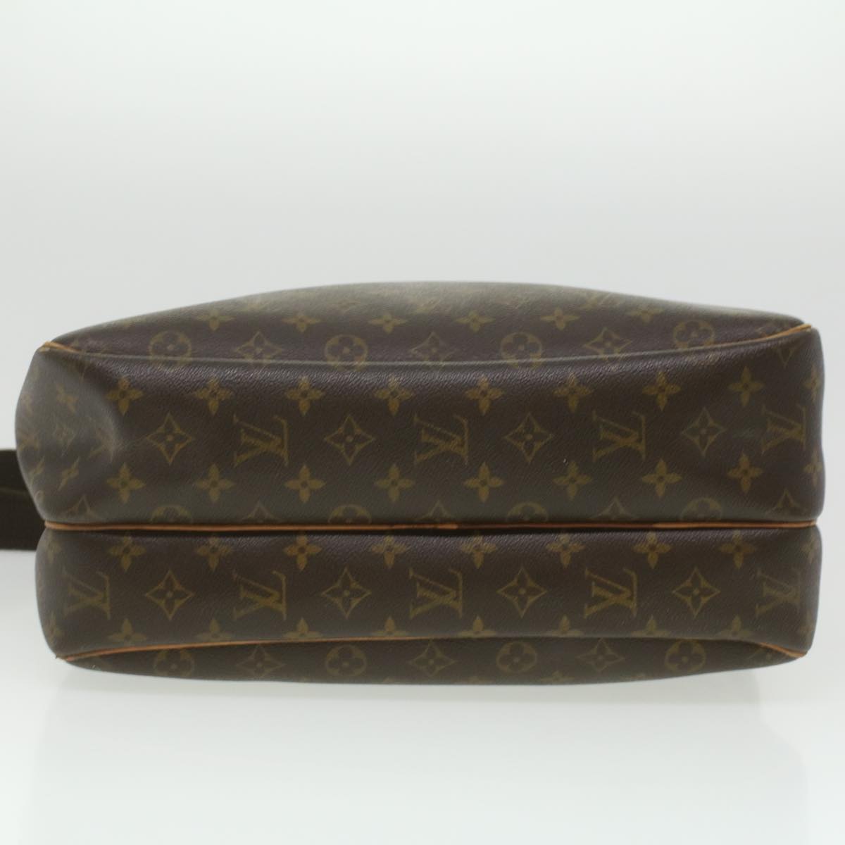 LOUIS VUITTON Monogram Reporter GM Shoulder Bag M45252 LV ro807