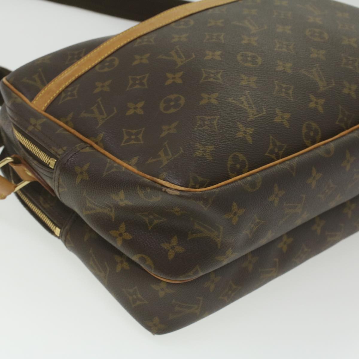 LOUIS VUITTON Monogram Reporter GM Shoulder Bag M45252 LV ro807
