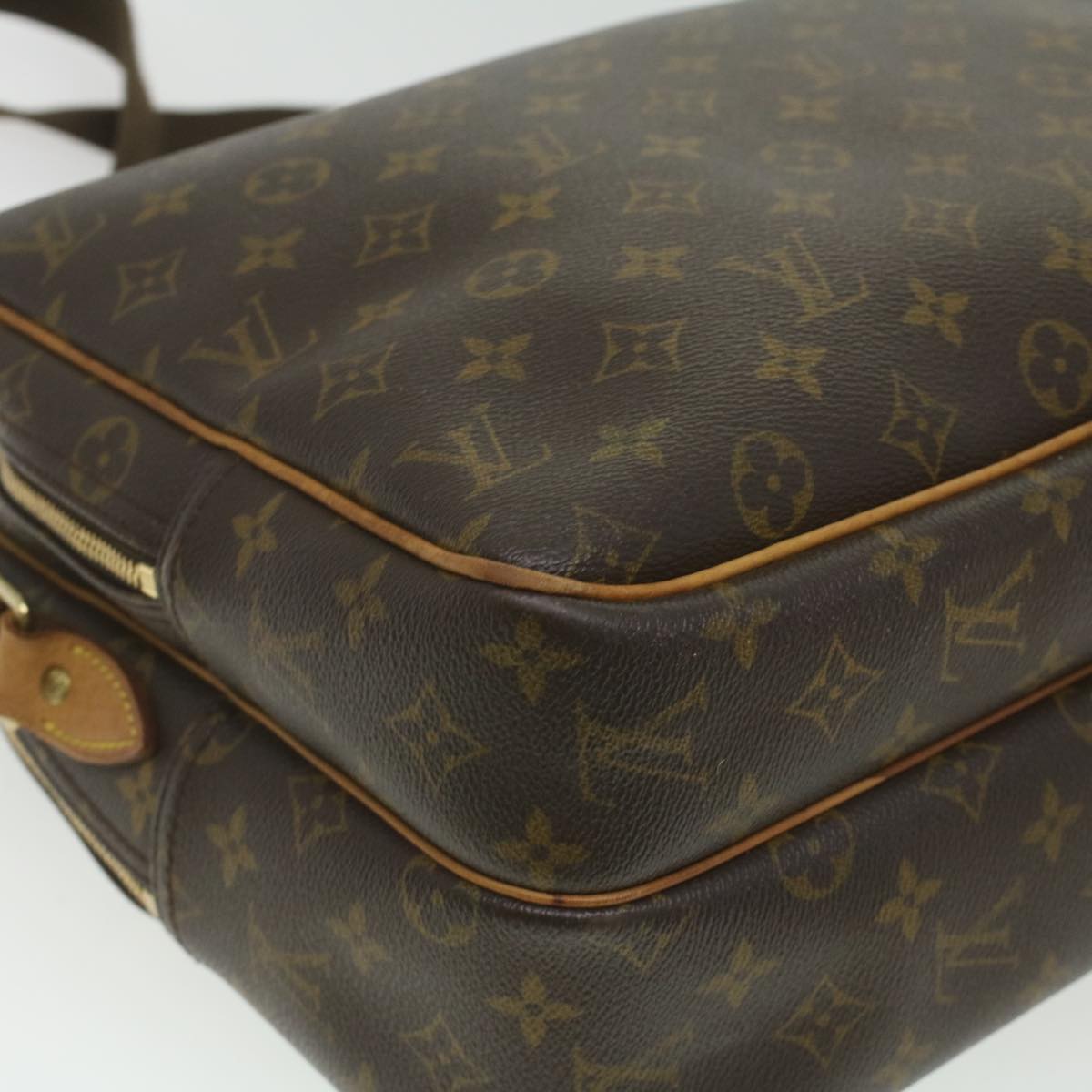 LOUIS VUITTON Monogram Reporter GM Shoulder Bag M45252 LV ro807